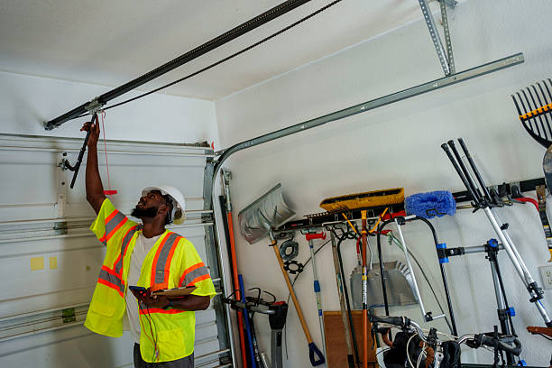 Professional Garage Door technician working in Las Lomas, TX